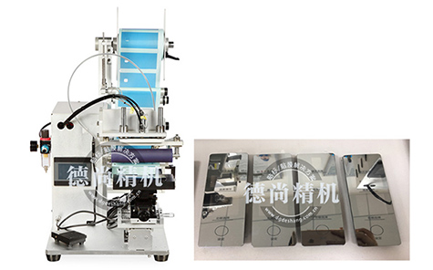 触控面板半自动贴膜机厂家为你实现无气泡贴附